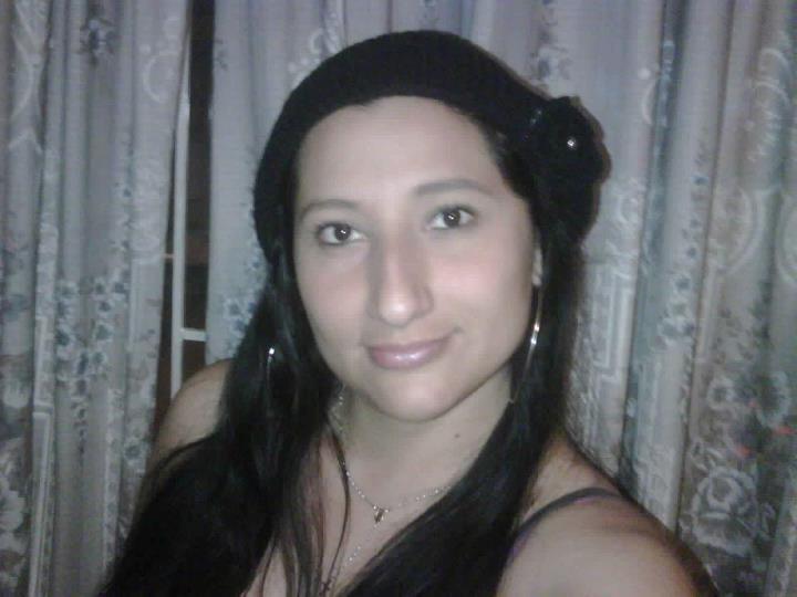 Date this charming Colombia girl Leidy from Bogota CO8902