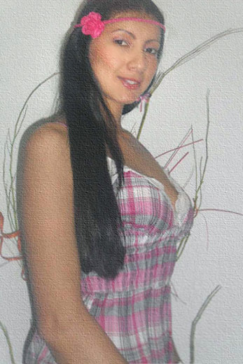 Date this foxy Colombia girl AndreaPrins from Cali CO8913