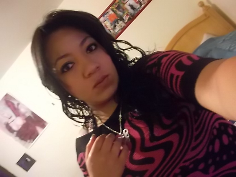 Date this young Colombia girl Diana carolina from Colombia CO8967