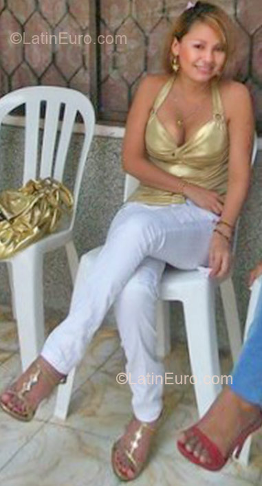 Date this delightful Colombia girl Alexandra from Barranquilla CO8994