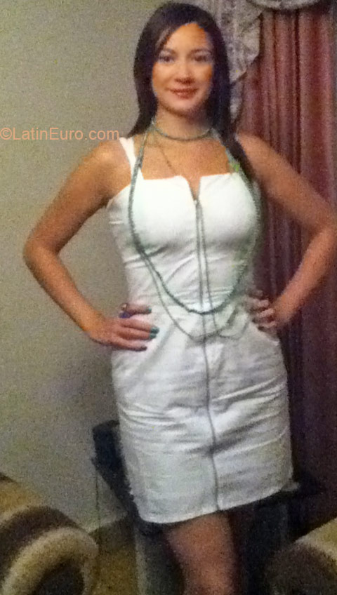 Date this sensual Colombia girl Paola from Bucaramanga CO9025