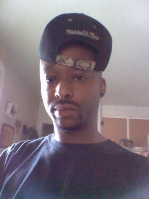 Date this funny United States man FlawlessLOVER from Ann Arbor US12075