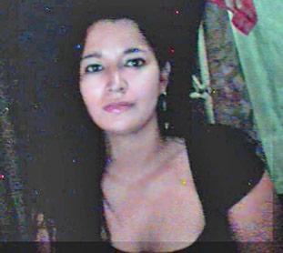 Date this young Honduras girl Claudia from Roatan HN539