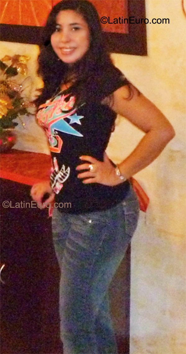 Date this lovely Colombia girl Sandra from Barranquilla CO9649