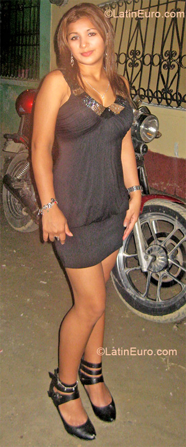 Date this delightful Honduras girl Yolanda from San Pedro Sula HN575