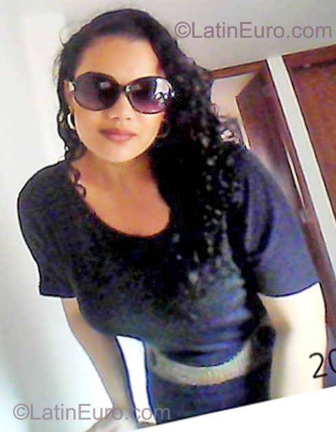 Date this sultry Colombia girl Jaquelyn from Medellin CO9269