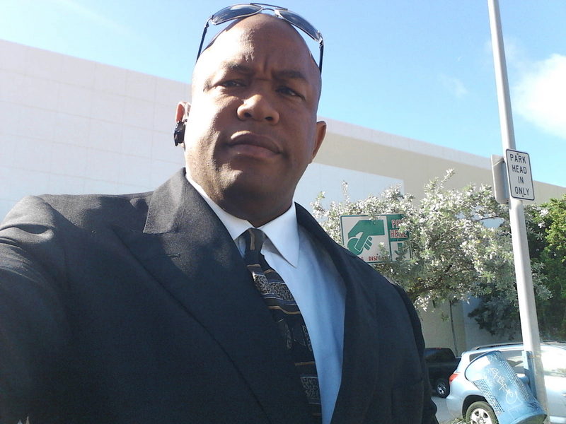 Date this athletic United States man Tony from Hollywood US12242