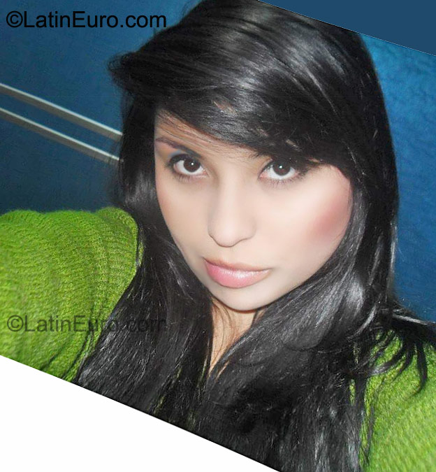 Date this sultry Colombia girl Diana from Bogota CO9317
