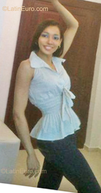 Date this hot Dominican Republic girl Mar from Santiago DO10365