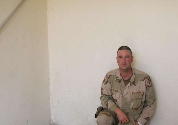 Date this gorgeous United States man Hansomereynold9 from Los Angeles US12280