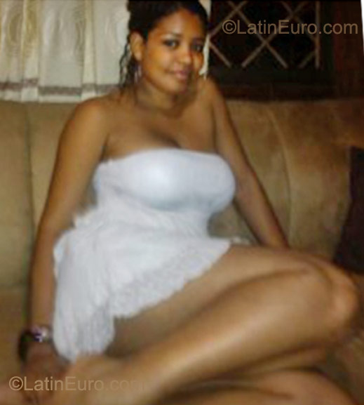 Date this funny Colombia girl C from Tumaco CO9375