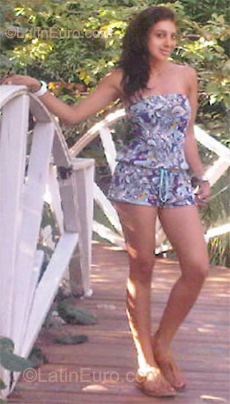 Date this exotic Honduras girl Ana from La Ceiba HN592