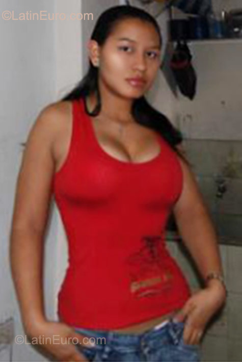Date this passionate Colombia girl LEIDY JHOANNA from Cali CO9447