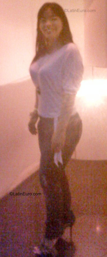 Date this beautiful Colombia girl Luna3173 from Cali CO9456
