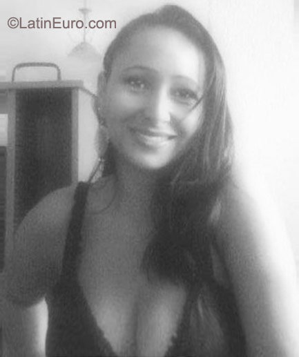 Date this delightful Colombia girl Sandra Patricia from Medellin CO9467