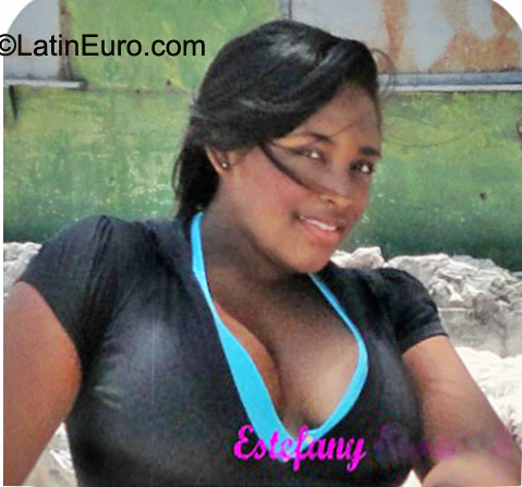 Date this georgeous Colombia girl Estefany from Cartagena CO9474