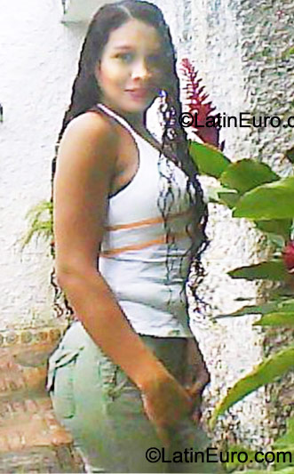 Date this pretty Nicaragua girl Ruth from Managua NI100