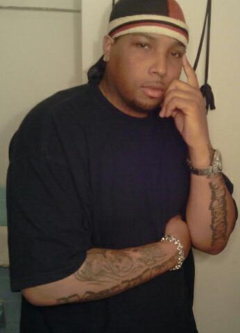Date this delightful United States man Divine from Jamaica US12376