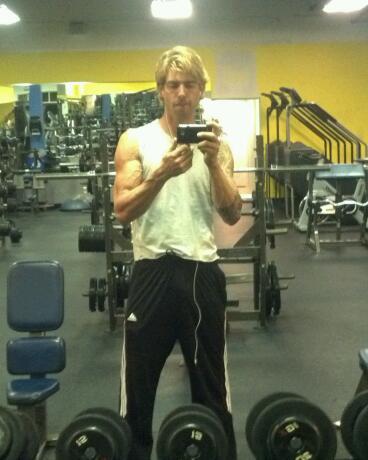 Date this tall United States man Dillonmitchell from Miami US12391