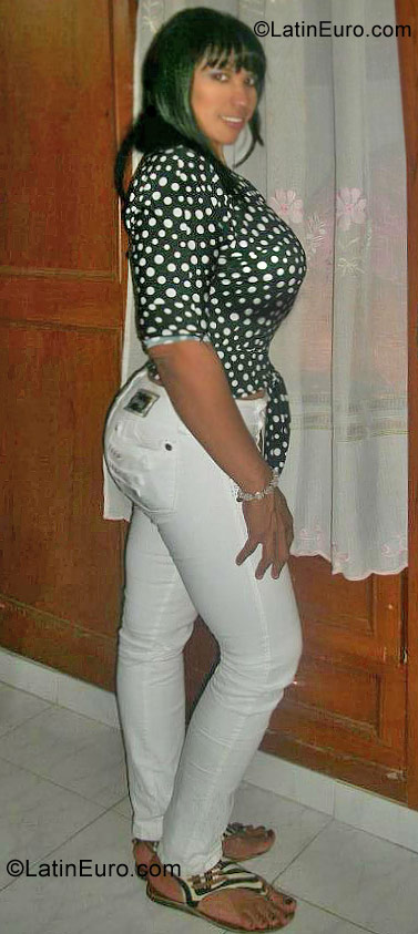 Date this passionate Colombia girl Olga from Cali CO9520