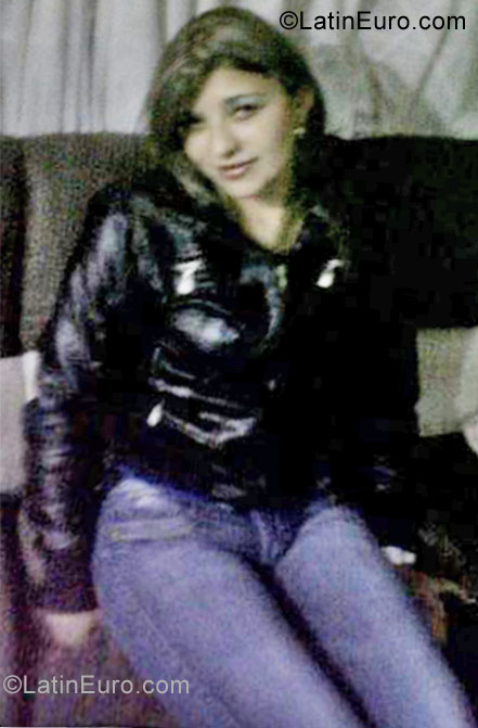 Date this exotic Colombia girl Bernate from Bogota CO9528