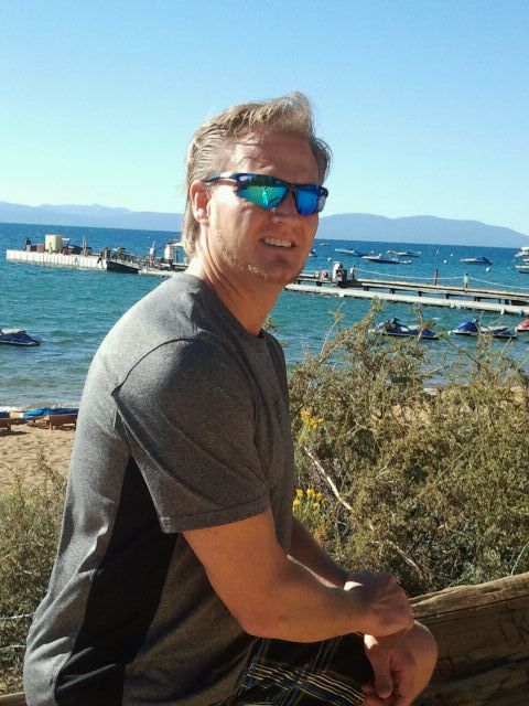 Date this pretty United States man Wabo from San Salvador SV37