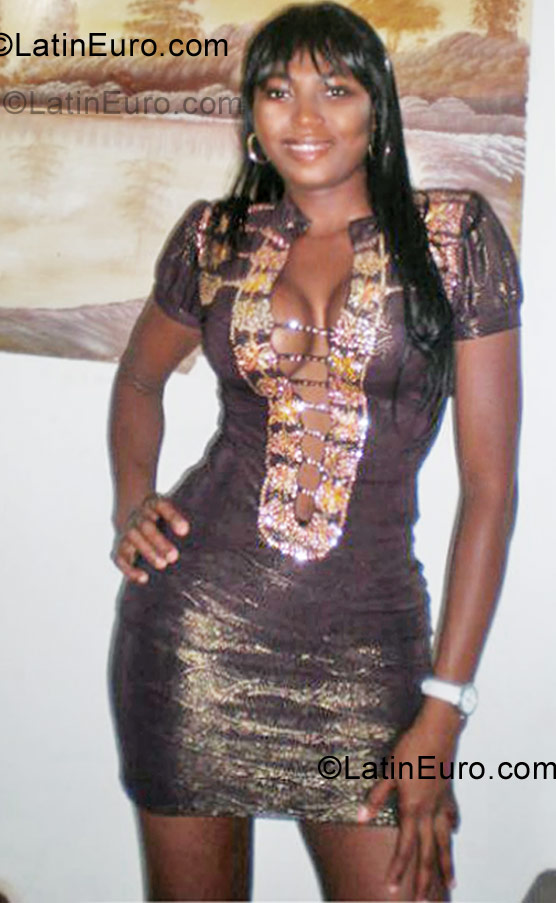 Date this gorgeous Colombia girl Linda from Cali CO9600
