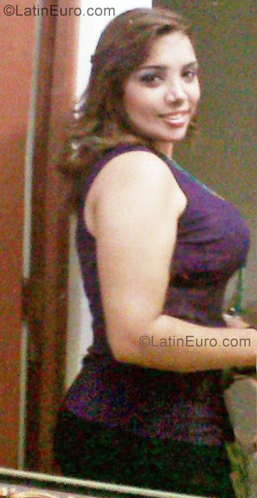 Date this young Dominican Republic girl Anyely from Santo Domingo DO10592