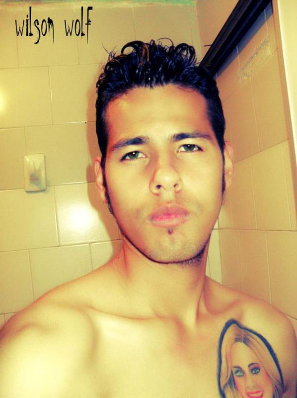 Date this voluptuous Colombia man Wilson from Bogota CO9696