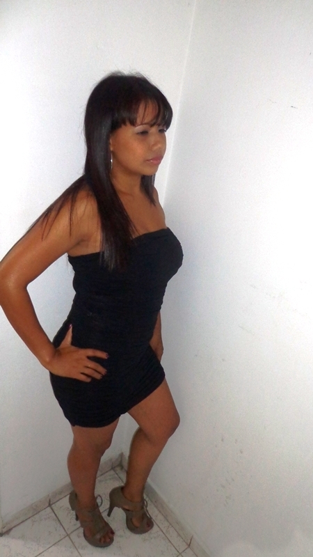Date this sultry Colombia girl Johanna from Medellin CO9762