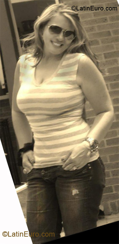 Date this sensual Colombia girl Ana Maria from Bogota CO9768