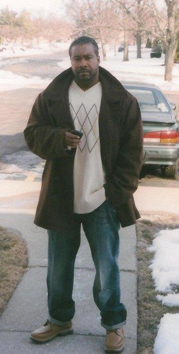 Date this foxy United States man Nino from Detroit US12615