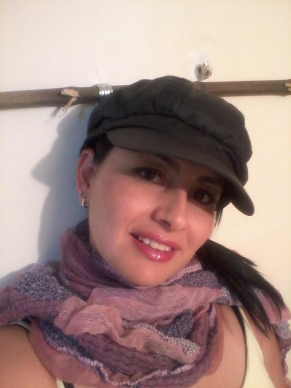 Date this voluptuous Colombia girl Antonia1984 from Envigado CO9871