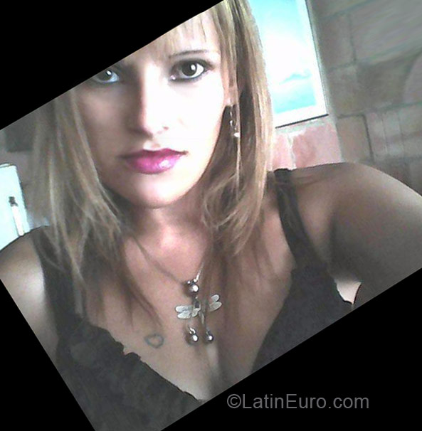 Date this funny Colombia girl JOHANNAB from Bogota CO9884