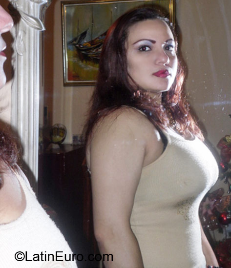 Date this cute Colombia girl Paty035 from Barranquilla CO9898