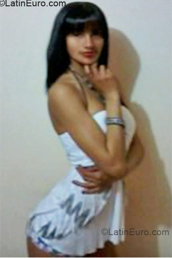 Date this hot Colombia girl Catalina from Bogota CO10902