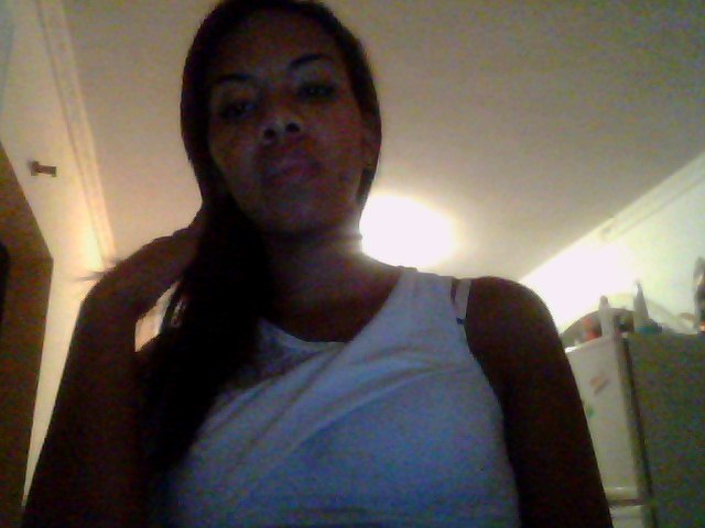 Date this young Colombia girl Rm from Cali CO10023