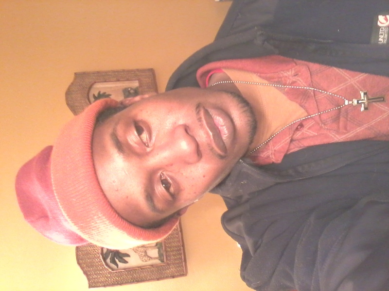 Date this hot United States man Laurin from Chicago US12785