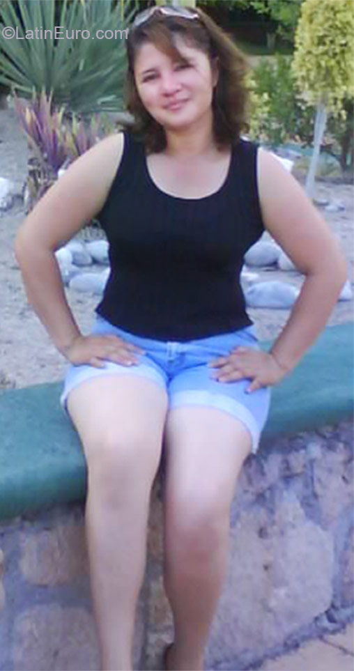 Date this georgeous Mexico girl LIZ from Puebla MX689