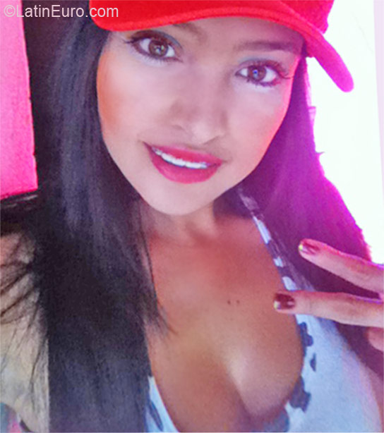 Date this georgeous Colombia girl Maria from Medellin CO10093