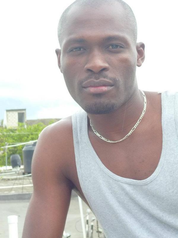 Date this young Dominican Republic man Darluckow from Higuey DO10982