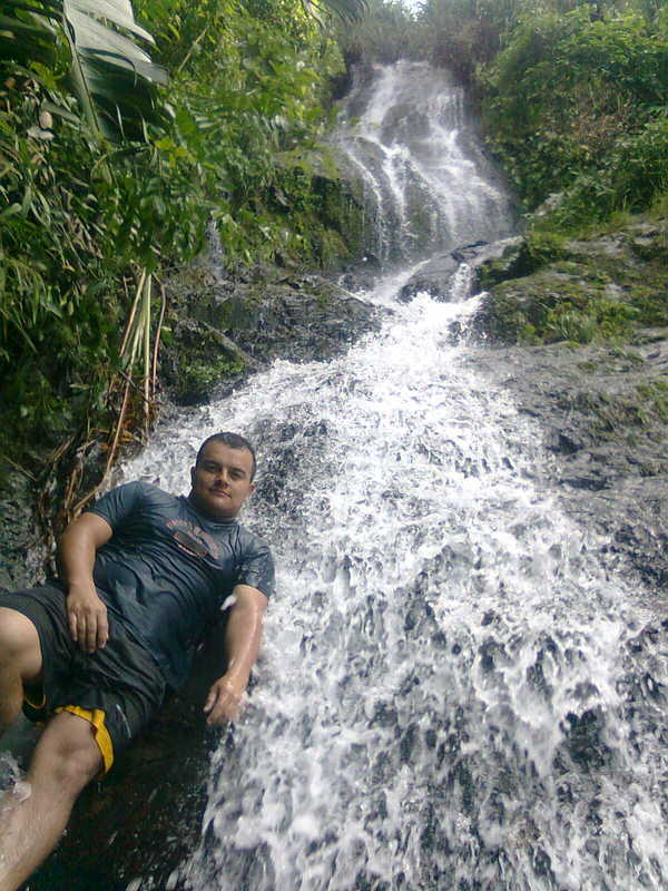 Date this voluptuous Colombia man Mauroades from Manizales CO10263