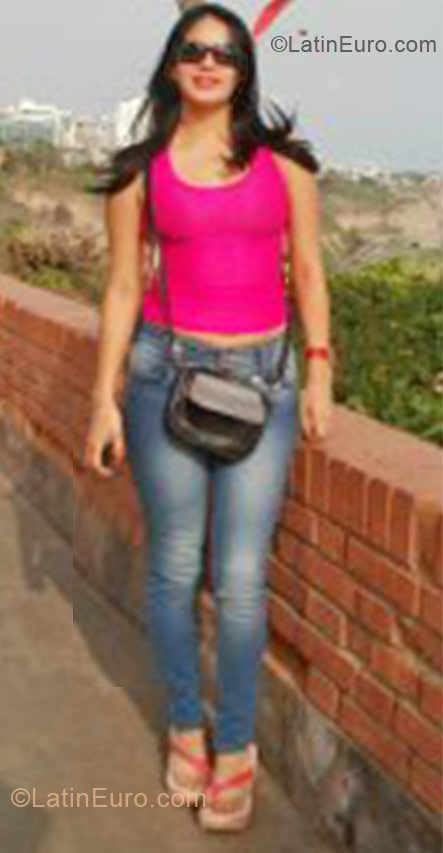 Date this tall Colombia girl Kamila from Medellin CO10299