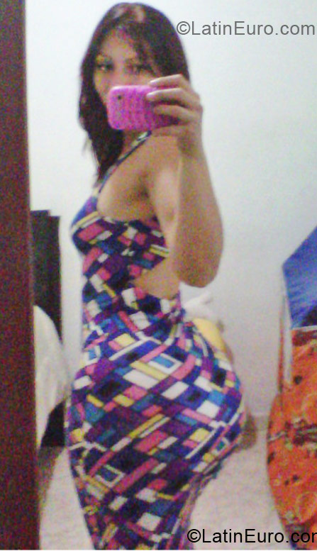 Date this tall Colombia girl Leydi from Cali CO10301