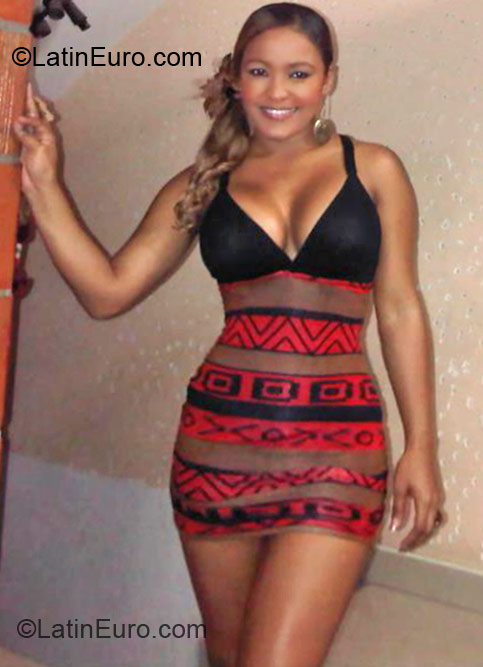 Date this georgeous Colombia girl Lizeth from Cali CO10889