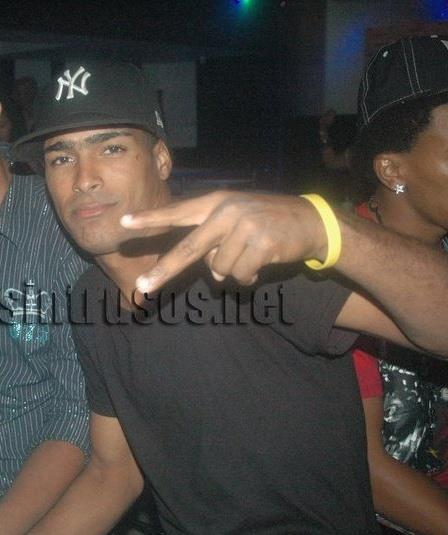 Date this tall Dominican Republic man Efrain from Los Reyes DO11200