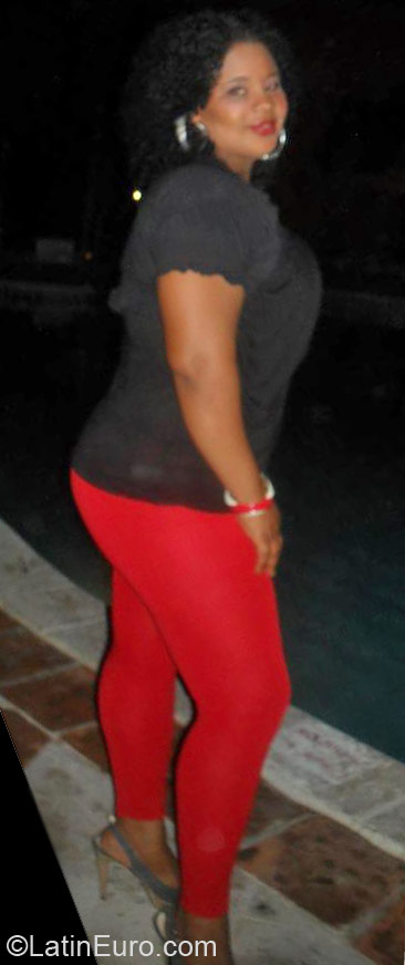 Date this passionate Dominican Republic girl Nerida from Puerto Plata DO11214