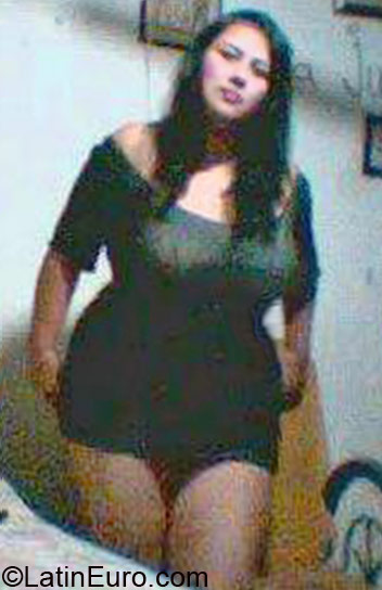 Date this sensual Colombia girl Lali from Bogota CO10369