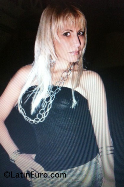 Date this young Brazil girl Sophia from Fort Lauderdale BR6699
