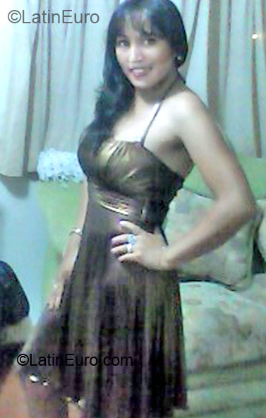 Date this sensual Peru girl YESICA from Lima PE592